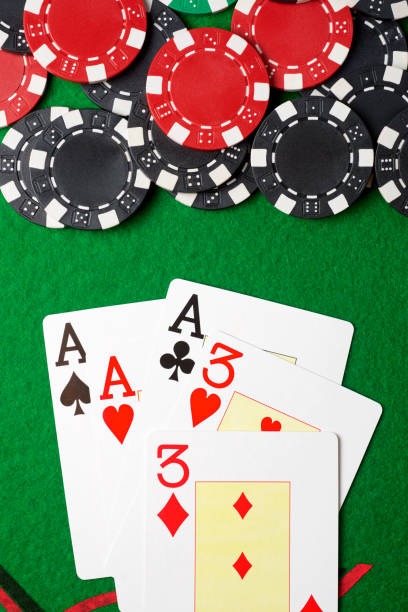 kamplengan hk live dealer blackjack table with professional croupier